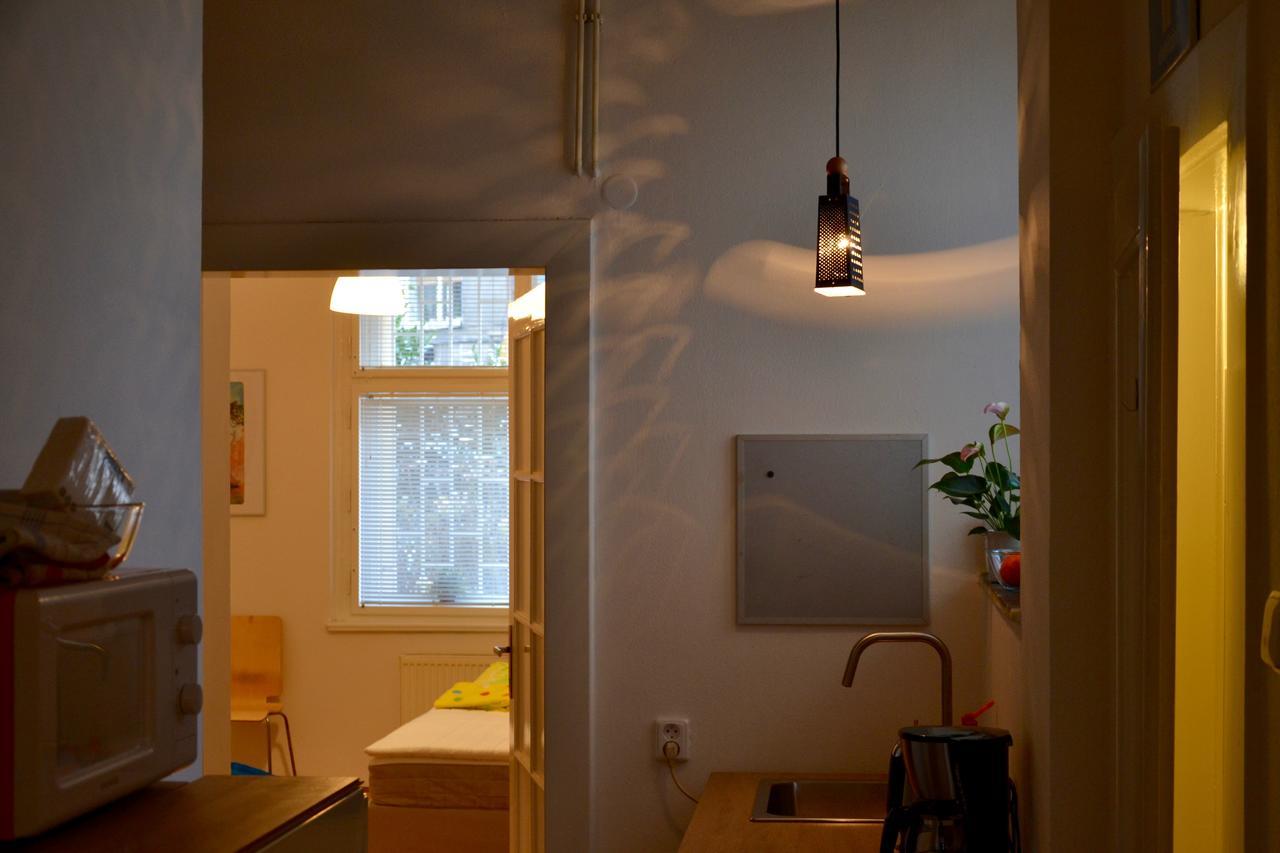 Old Town Basement Apartment Praha Bagian luar foto